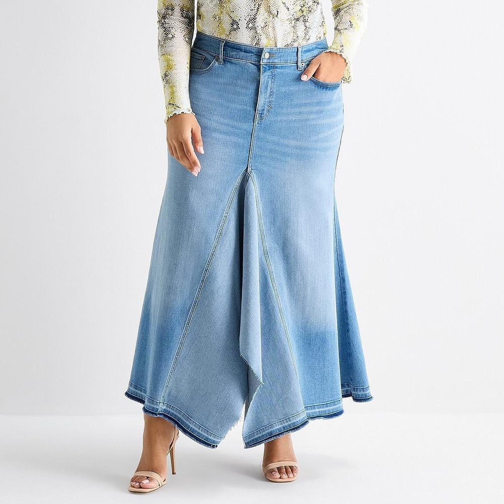MSRP $74 Ashley Graham Womens 24W Enzyme Bleach Denim Maxi Skirt